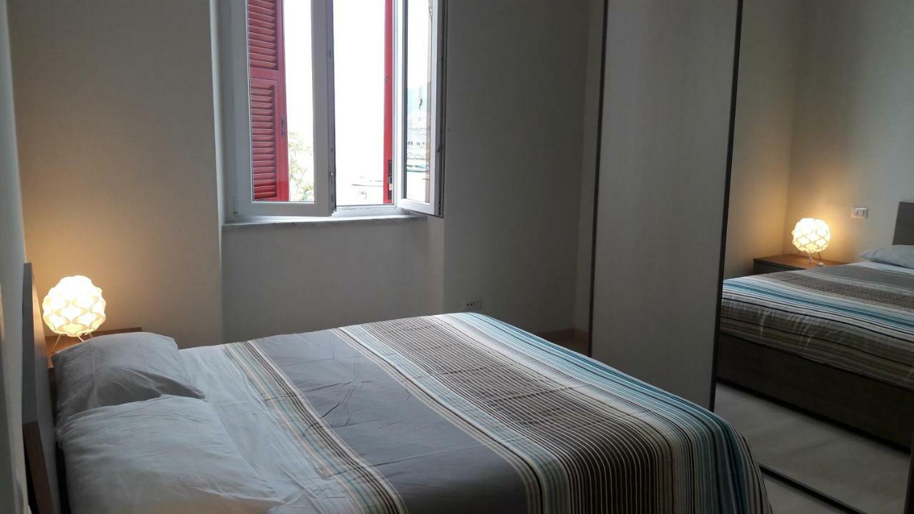 瓦多利古雷Residenza Lux Fronte Mare公寓 外观 照片